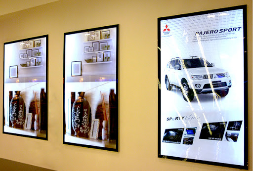 Hộp đèn Lightbox nắp bật quảng cáo hình ảnh